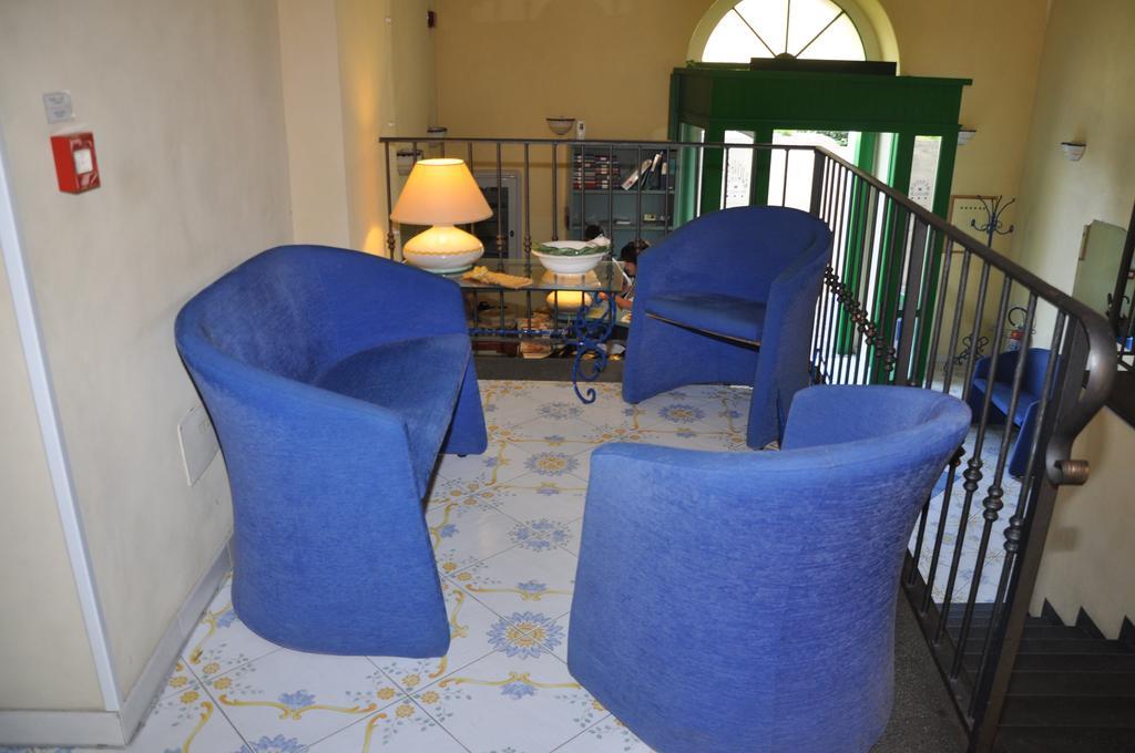 Hotel Savoia Procida Exterior foto